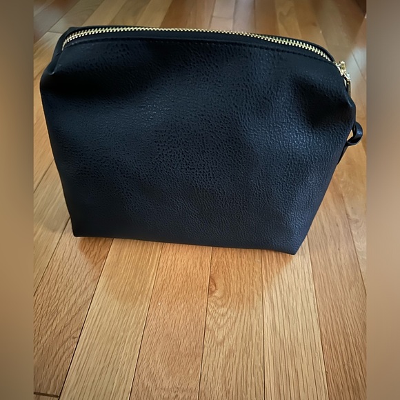 Steve Madden Handbags - Steve Madden black faux leather handbag. NWOT See pics for measurements